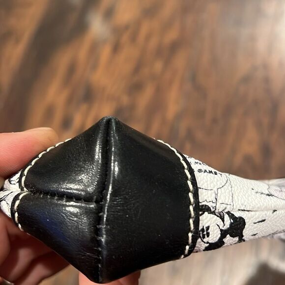 Disney Dooney & Bourke Comic Strip Cosmetic Bag in EUC no flaws - Picture 5 of 11